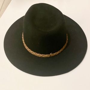 Black Wide Brim Fedora